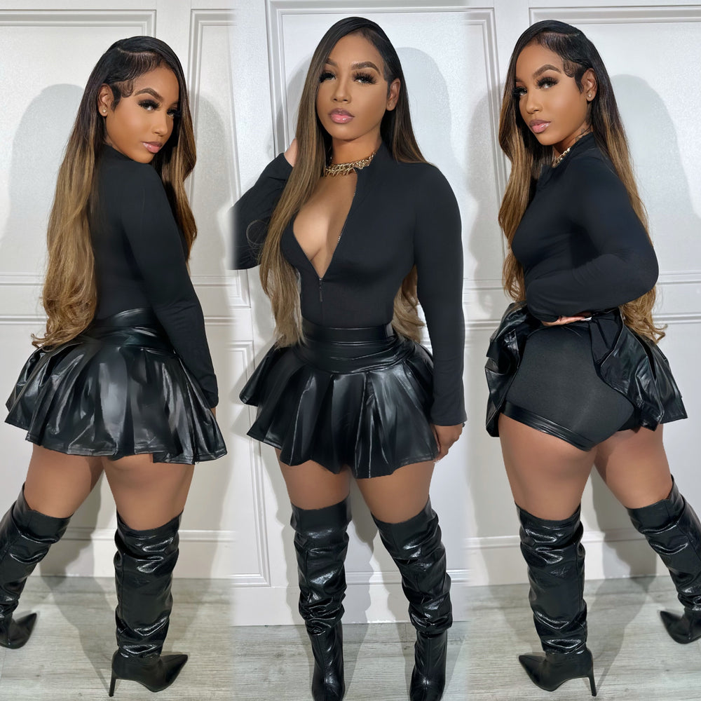 Leather Pleated Set Black