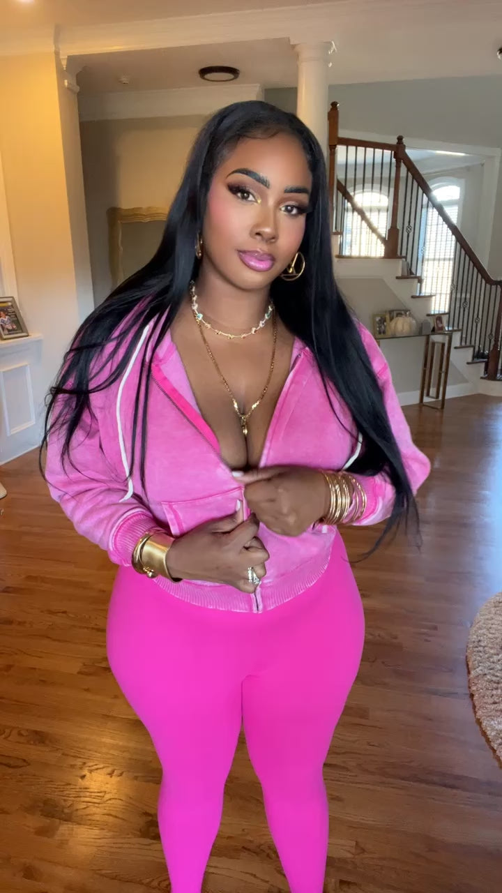 
                  
                    Load and play video in Gallery viewer, Hoodie Mineral Set Pink
                  
                